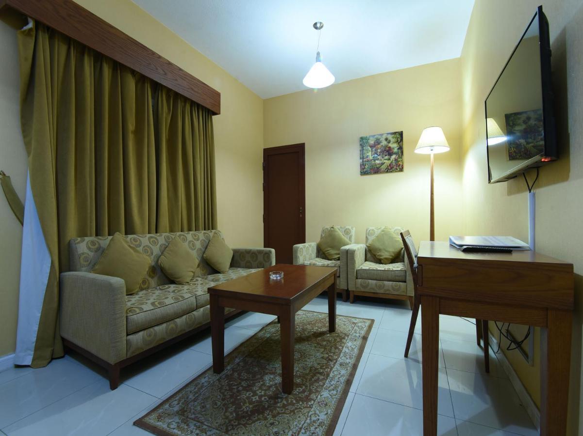 Oyo 274 California Suites 푸자이라 외부 사진